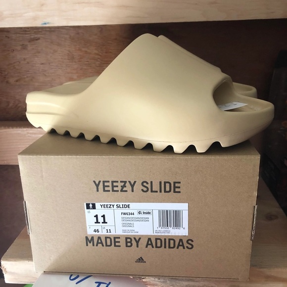 Yeezy slides desert sand - Picture 3 of 3